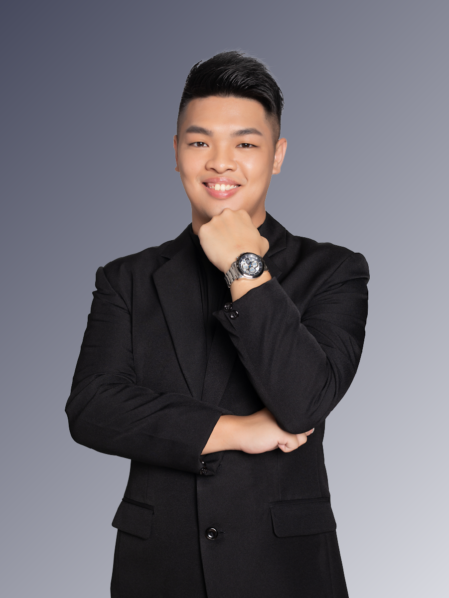 Hi, I'm Andrew Lee