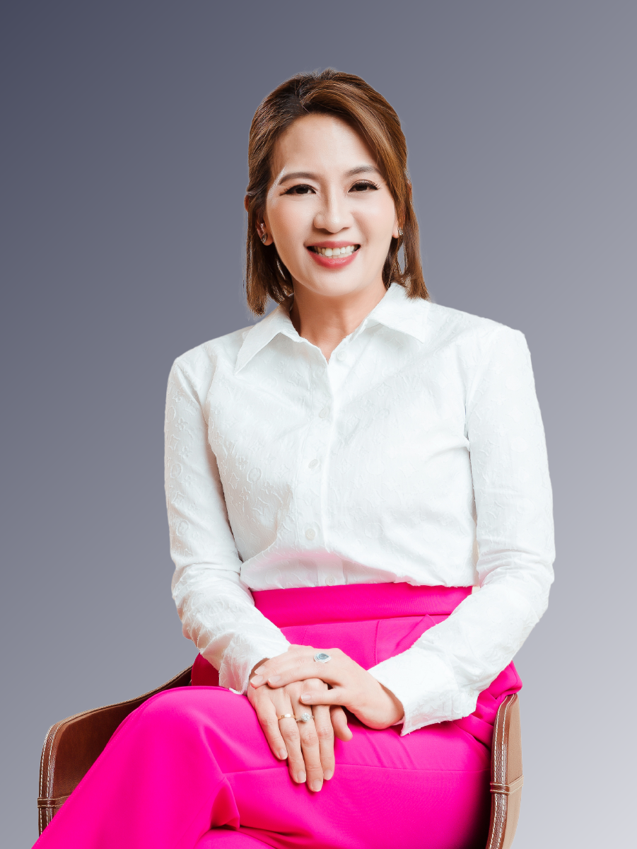 Hi, I'm Ooi Ai Tee